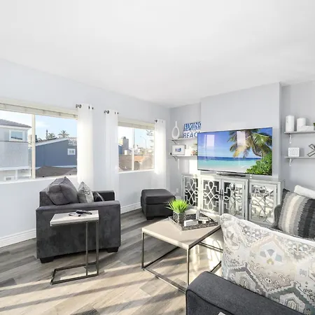 1 Bedroom Apartment In The Back Of Our Oceanfront Home